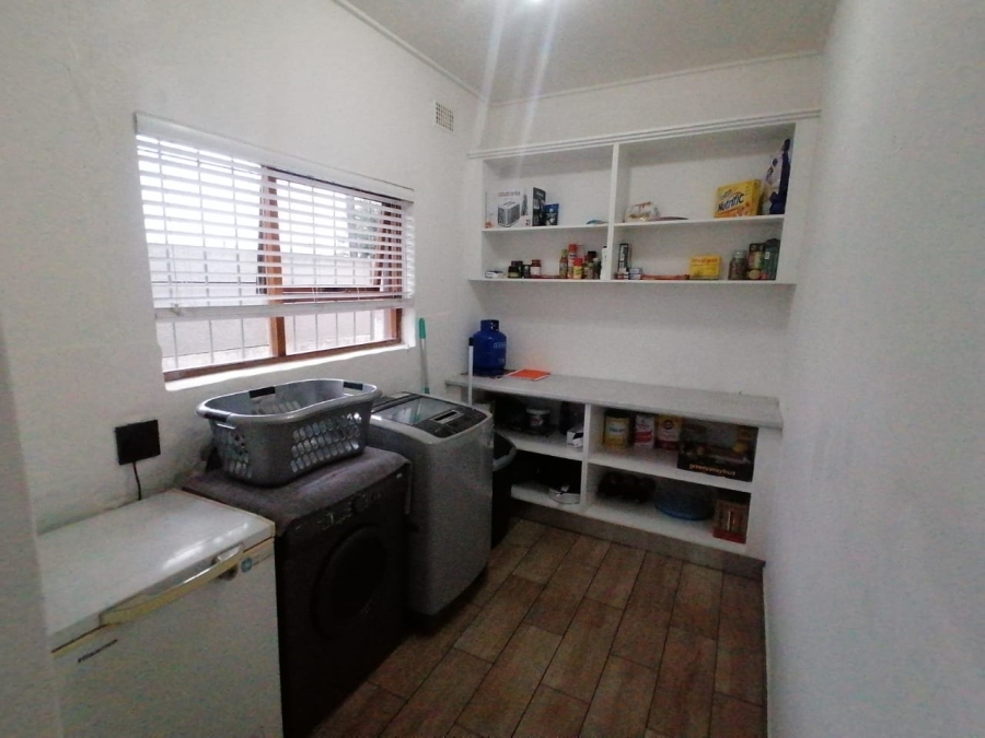3 Bedroom Property for Sale in Peerless Park Western Cape